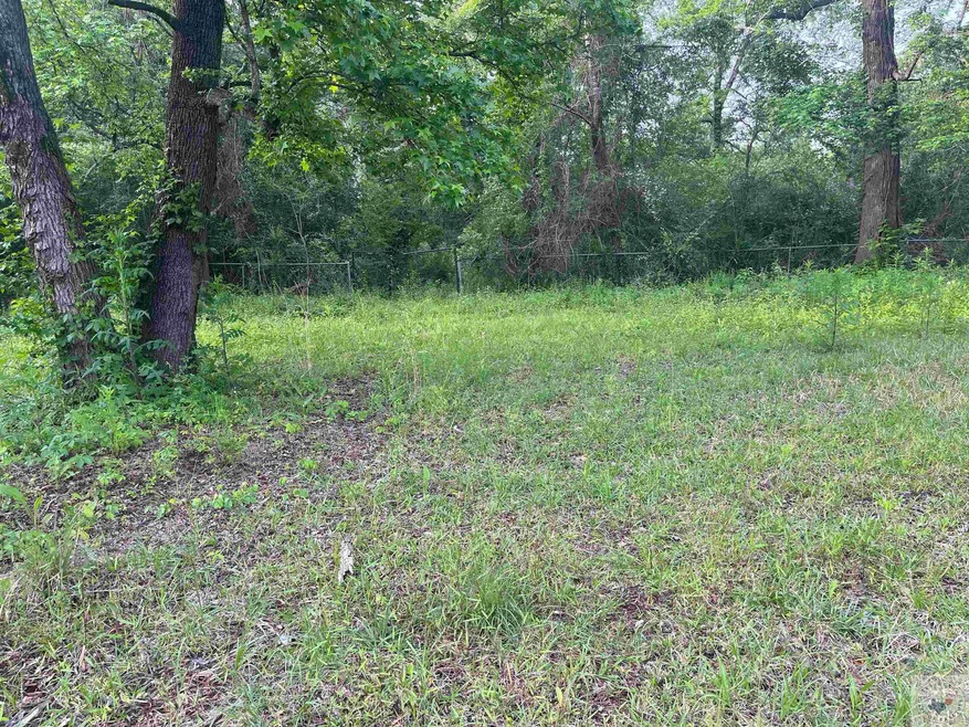 2625 Lonnie Ln, Texarkana, TX 75501 - photo 1