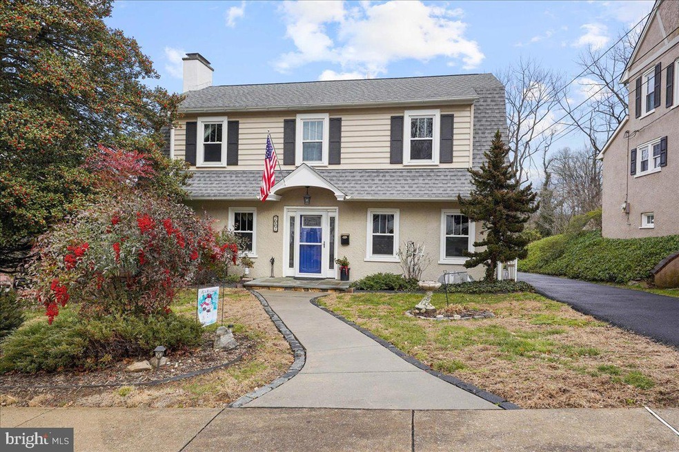 257 N Broad St, Kennett Square, PA 19348 - photo 1