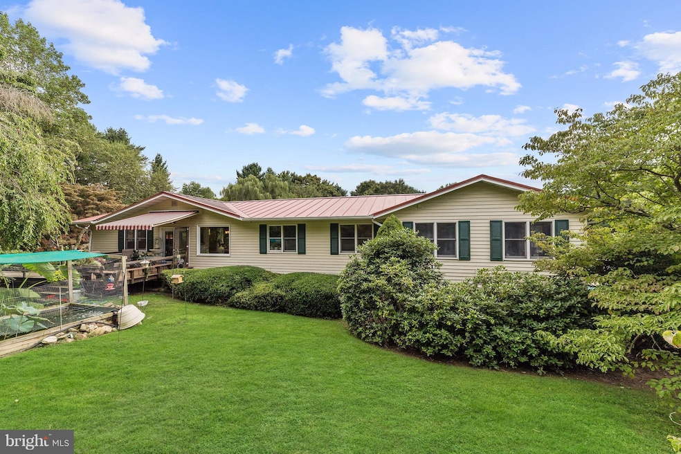 223 S River Clubhouse Rd, Harwood, MD 20776 - photo 1