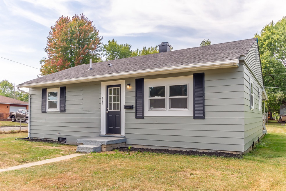 1621 Dewey St, Anderson, IN 46016 - photo 1