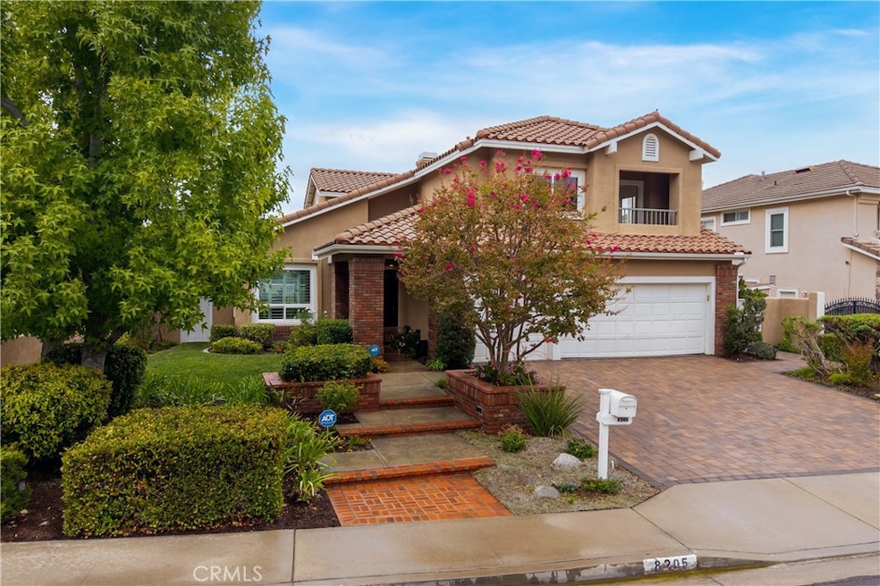 Pending $1,800,000 • Co-Listing Agent