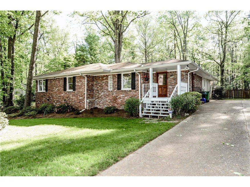 Well maintained and move-in ready!