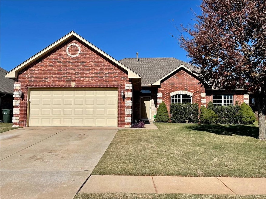 1113 Glen Eagles Ct, Norman, OK 73072 - photo 1