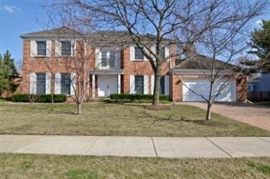 2455 Saranac Ln, Glenview, IL 60026 - photo 1