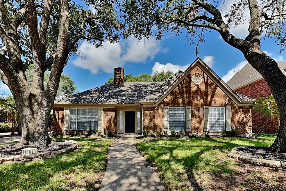 16019 Ridge Park Dr, Houston, TX 77095 - photo 1