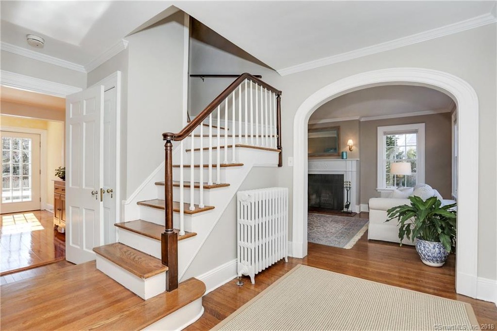 55 Noyes Rd, Fairfield, CT 06824 - photo 1