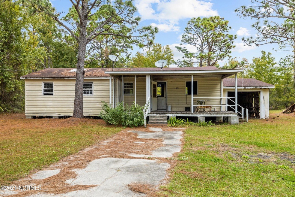 1190 Old Cedar Island Rd