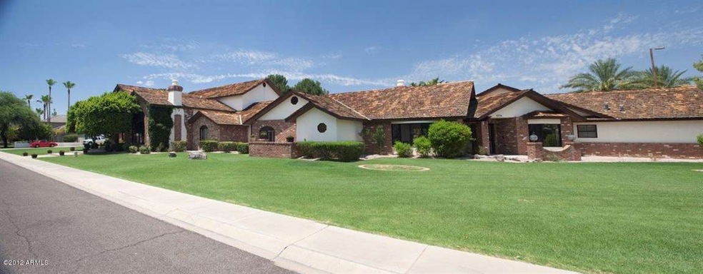 FRONT OR HOUSE 2