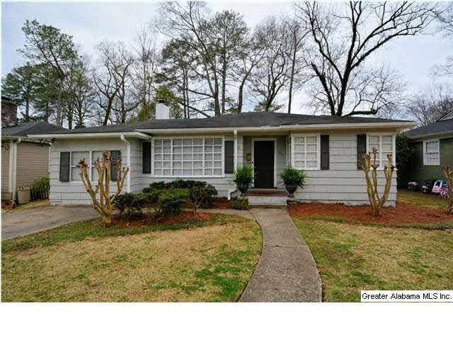 Lovely home in Edgewood of Homewood.