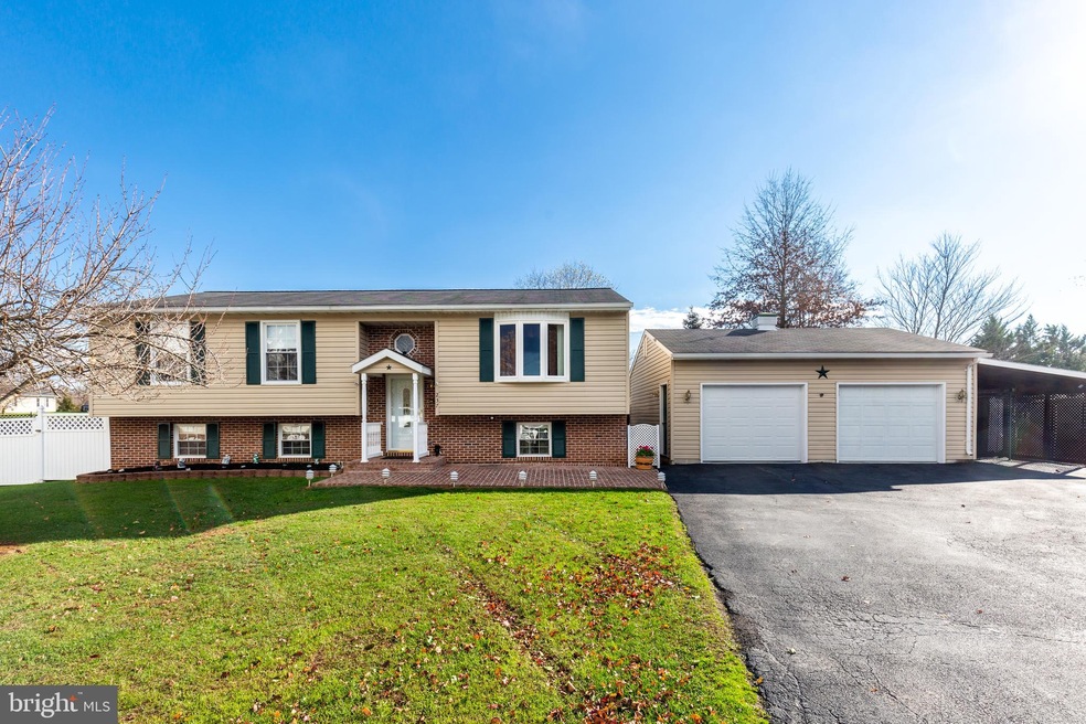 237 Roth Ave, Taneytown, MD 21787 - photo 1