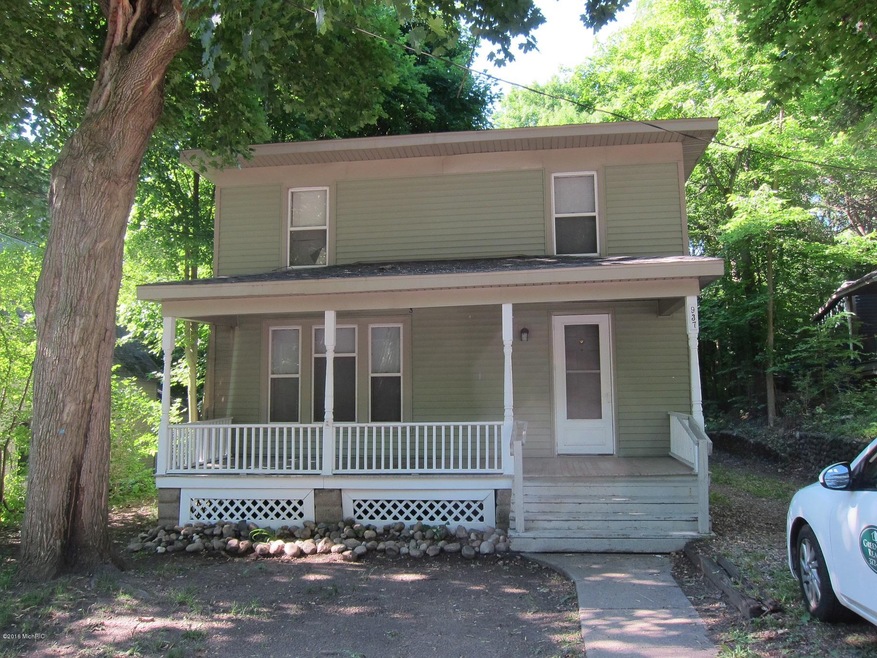 Front , 937 Austin, Anson