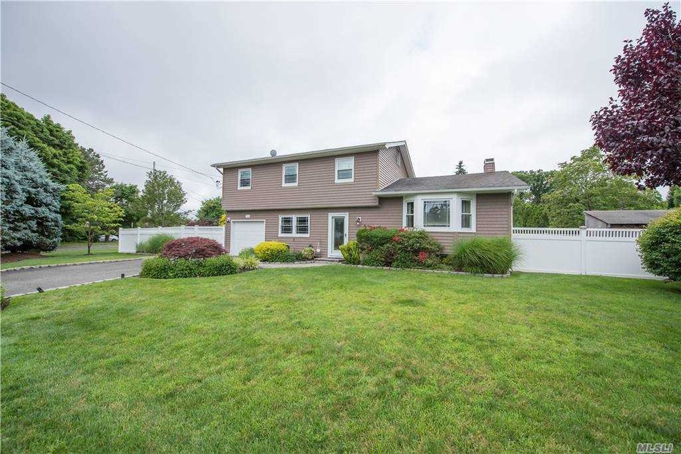 1 April Ave, Dix Hills, NY 11746 - photo 1