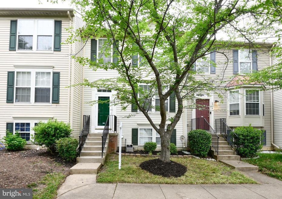 4030 Mammoth Cave Loop, Dumfries, VA 22025 - photo 1