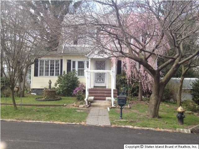 11 Law Place, Staten Island, NY 10310 - photo 1