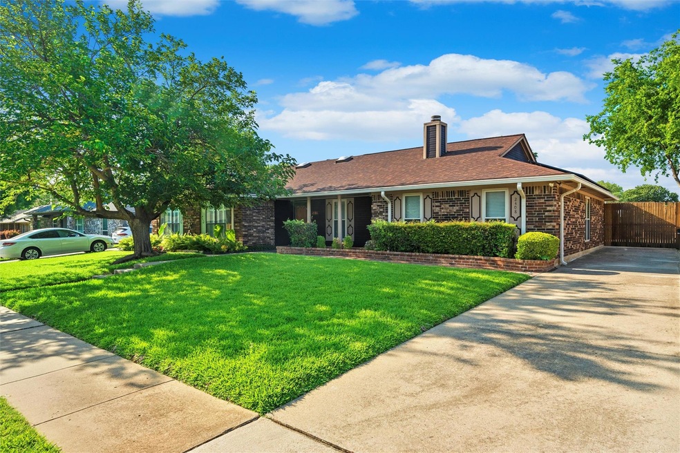 2408 Aquaduct Dr, Bedford, TX 76022 - photo 1