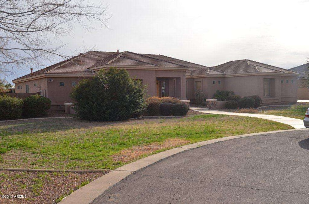 01 - Front of Home