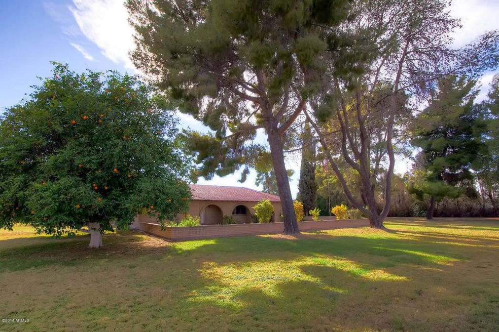 3505 E Mcdowell Rd, Mesa, AZ 85213 - photo 1