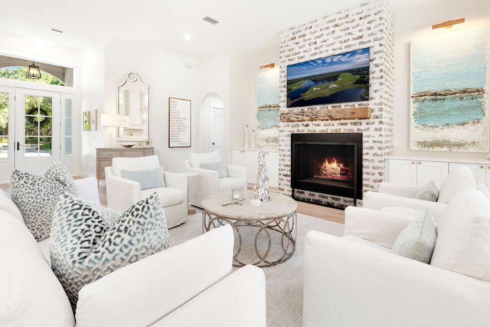 For Sale $1,625,000 • Co-Listing Agent