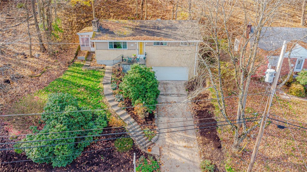 Welcome to 2843 Orlando Place.