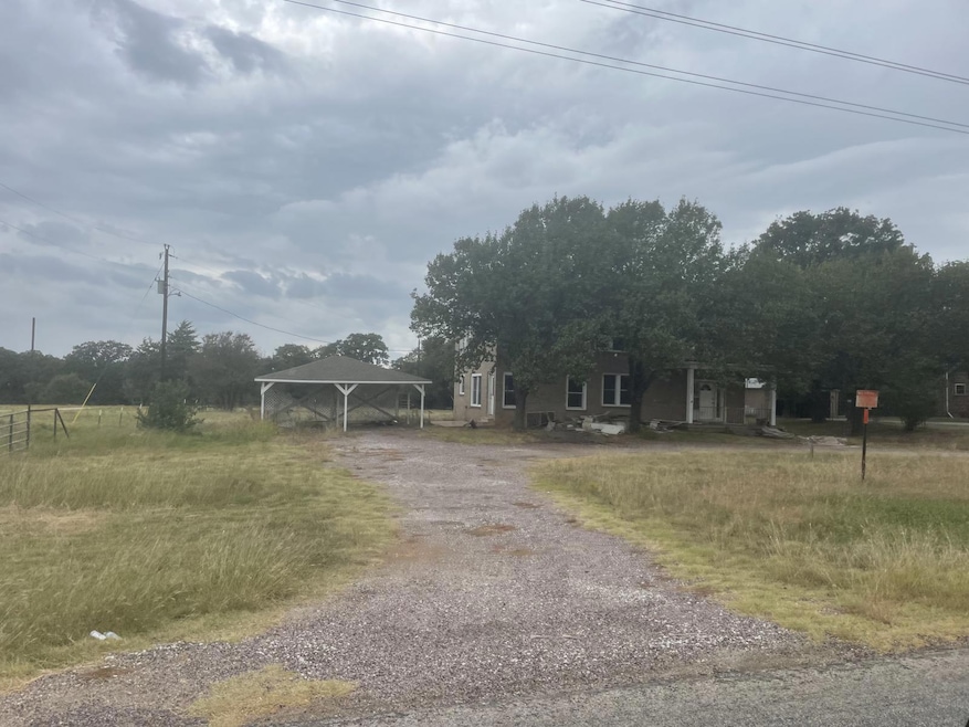 16367 Fm 678, Whitesboro, TX 76273 - photo 1