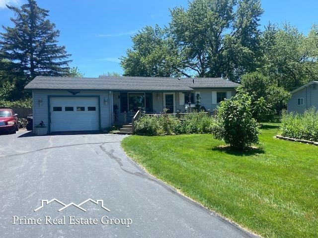 4425 Largo Dr, Flint, MI 48507 - photo 1