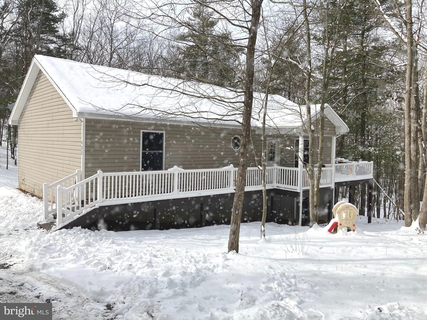 425 Dale Dr, Basye-Bryce Mountain, VA 22842 - photo 1