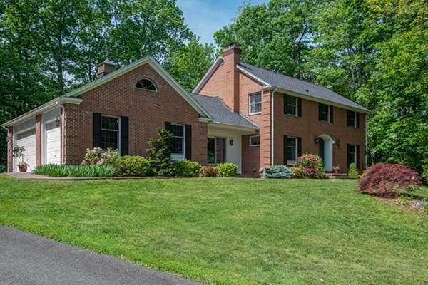 25 Diamond Ct, Florence, MA 01062 - photo 1