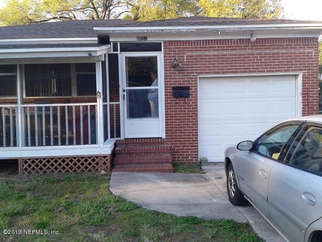 4751 Lawnview St, Jacksonville, FL 32205 - photo 1
