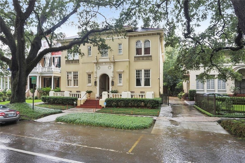 7014 Saint Charles Ave unit A, New Orleans, LA 70118 - photo 1