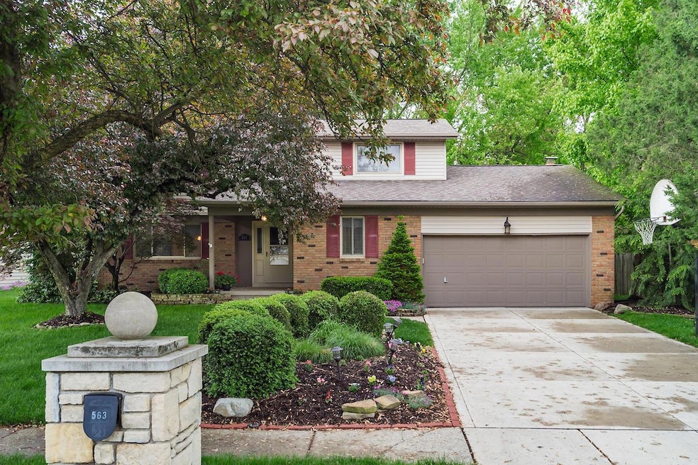 S - 563 Wickham Way - 163