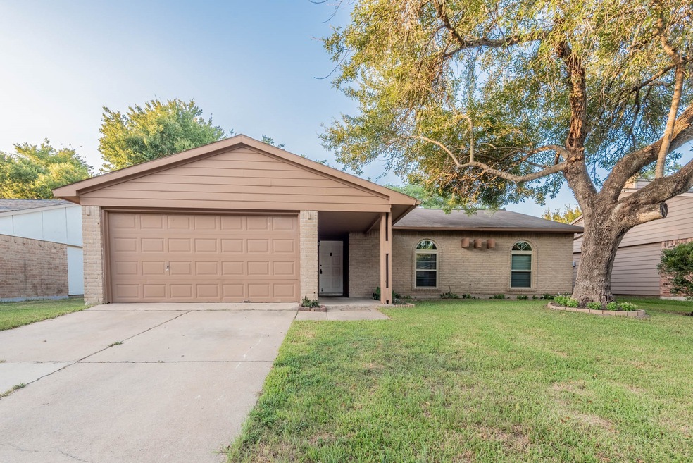 24418 Broken Bow Ln, Hockley, TX 77447 - photo 1