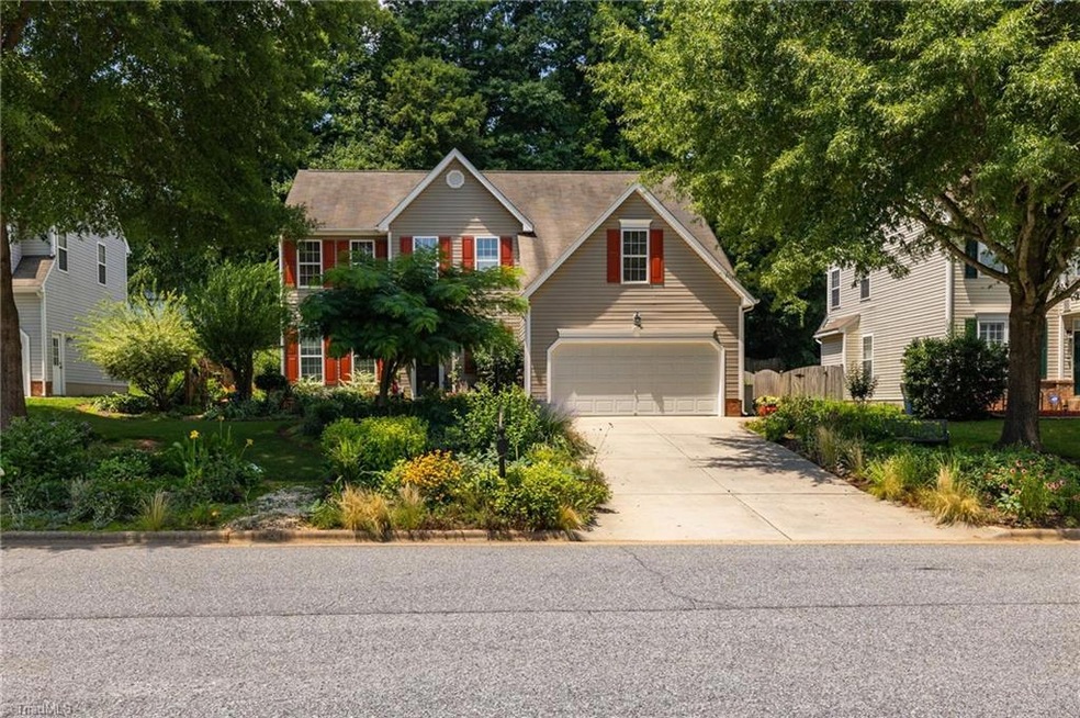 301 Jamestown Oaks Dr, Jamestown, NC 27282 - photo 1