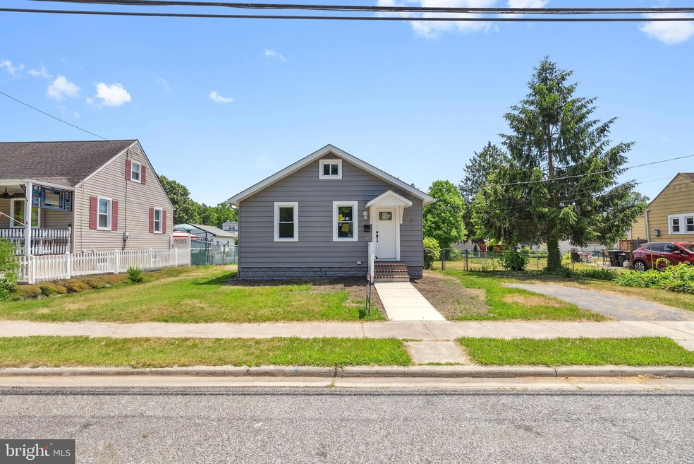 730 Maple Rd, Woodbury, NJ 08096 - photo 1