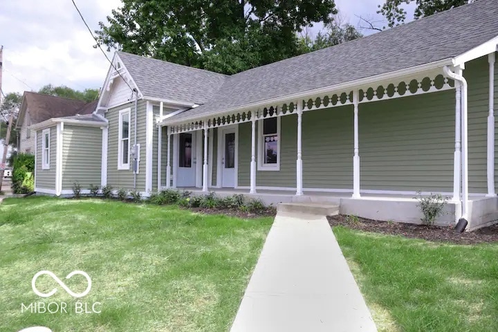 621 W 10th St, Indianapolis, IN 46202 - photo 1