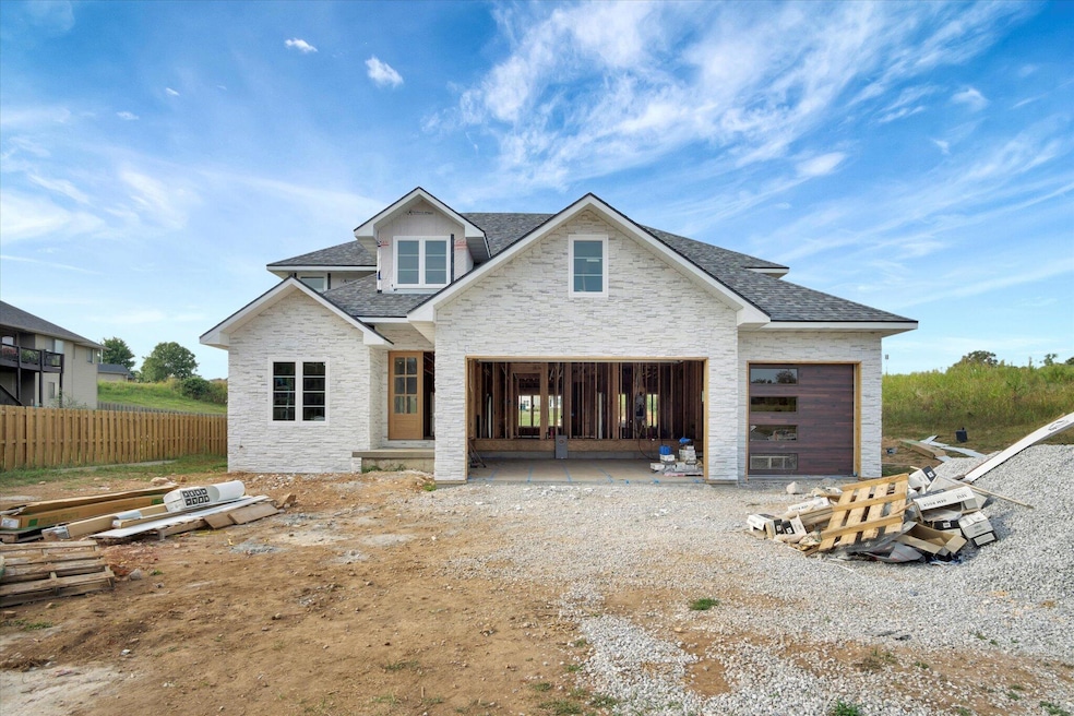 858 E Richmond Way, Nixa, MO 65714 - photo 1