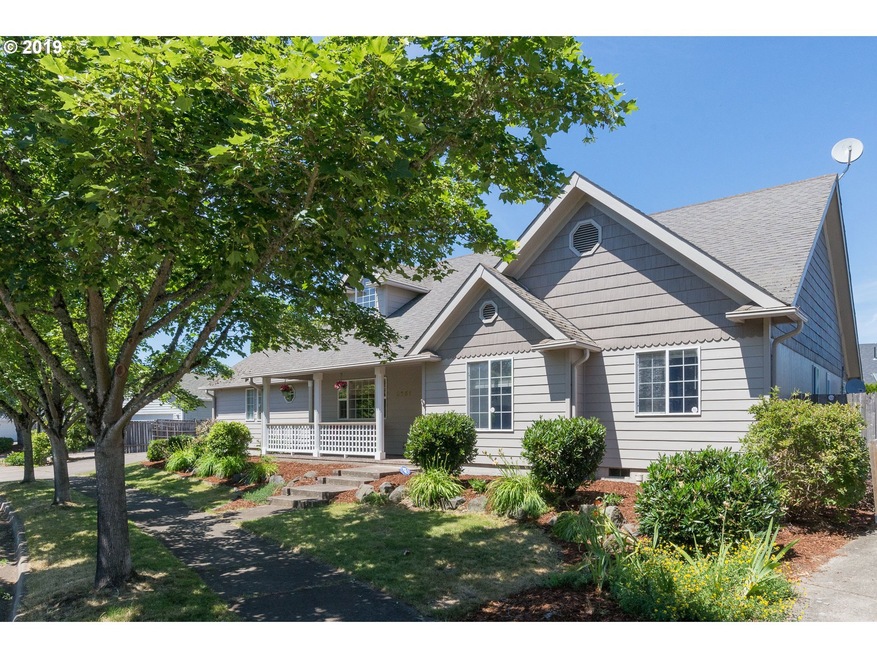 3251 Twin Elms Dr, Eugene, OR 97408 - photo 1