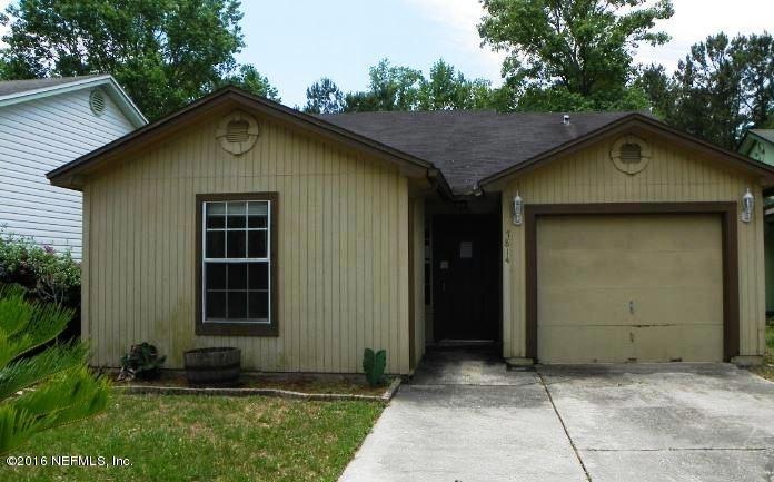7814 Aquarius Cir S, Jacksonville, FL 32216 - photo 1
