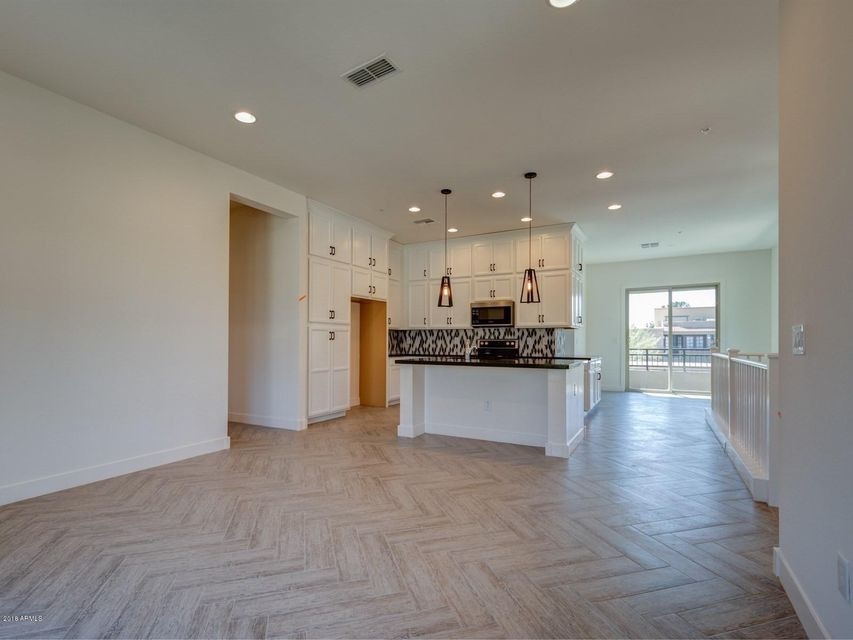 001_Living Room