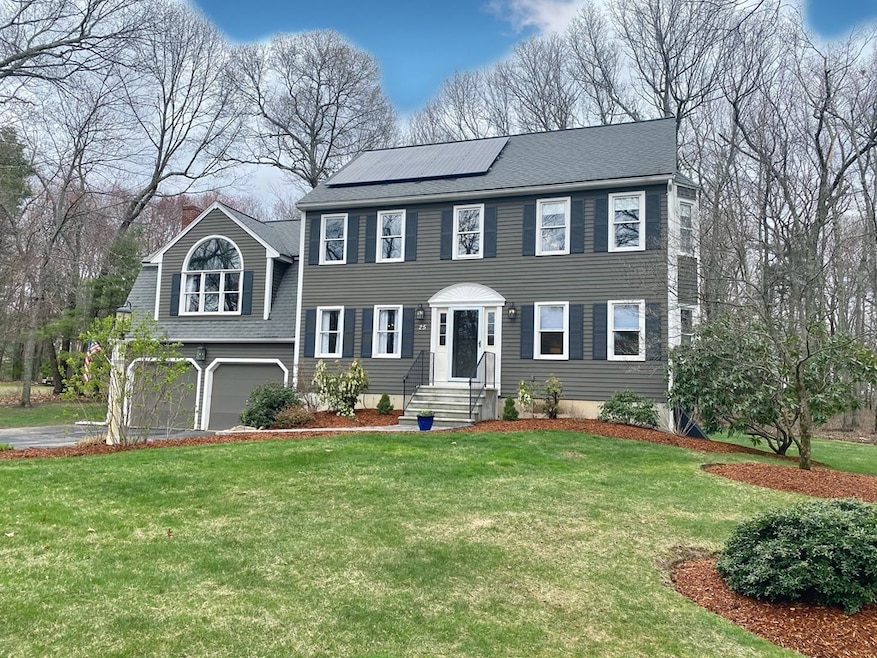 25 Crestview Dr, Mendon, MA 01756 - photo 1