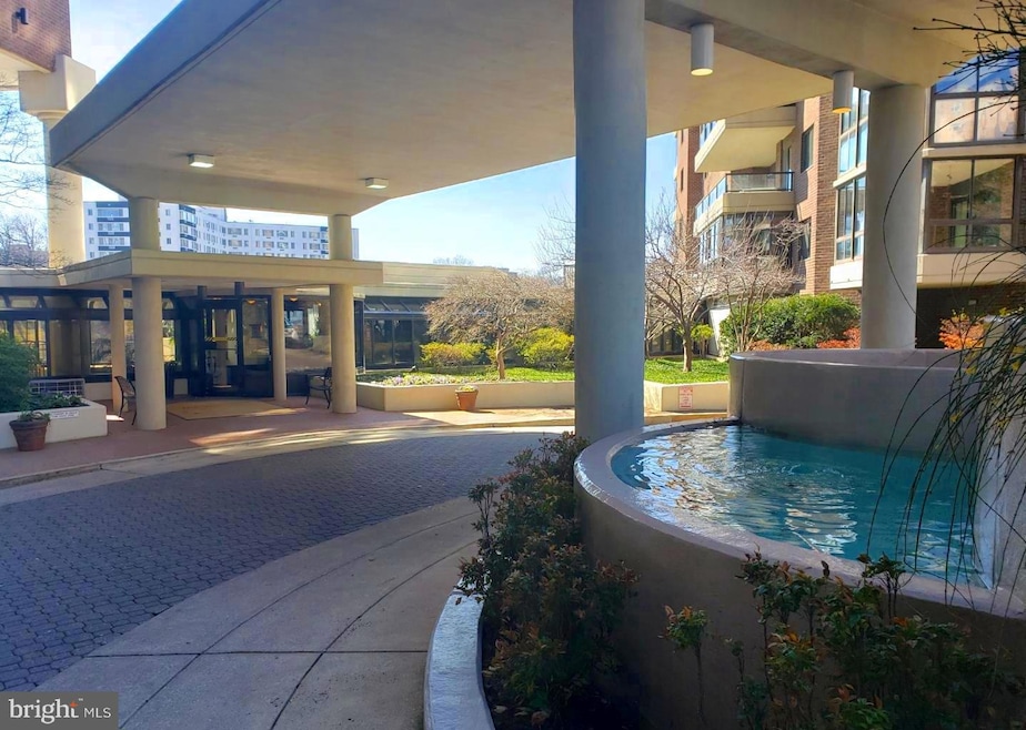 The Belvedere unit 206, Arlington, VA 22209 - photo 1