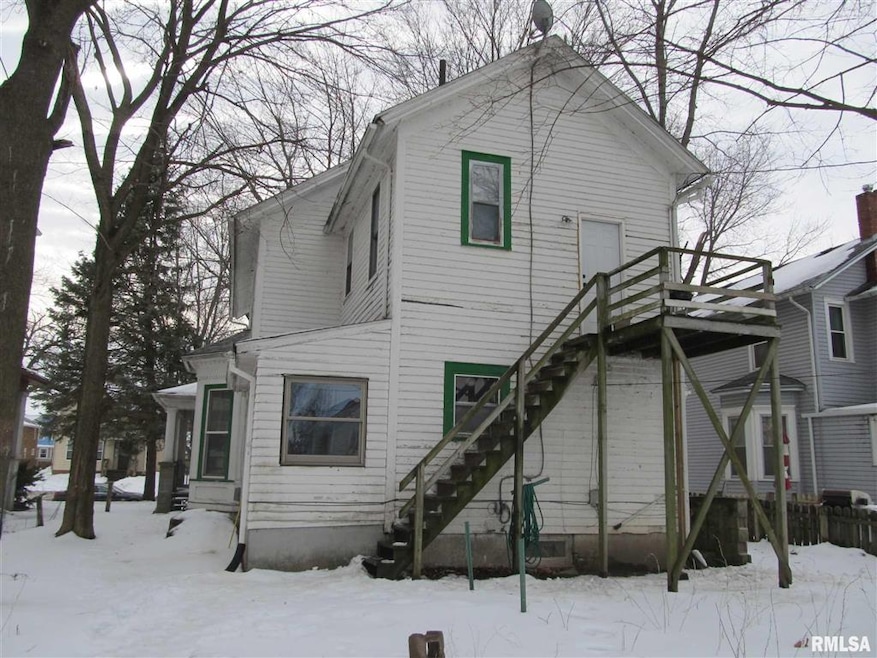 626 E 15th St, Davenport, IA 52803 - photo 1