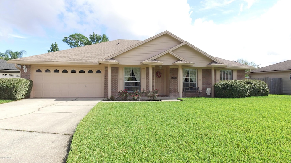 1272 Pirates Cove Ln, Fleming Island, FL 32003 - photo 1