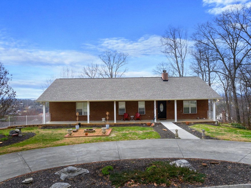 3660 Meadowland Dr, Morristown, TN 37814 - photo 1