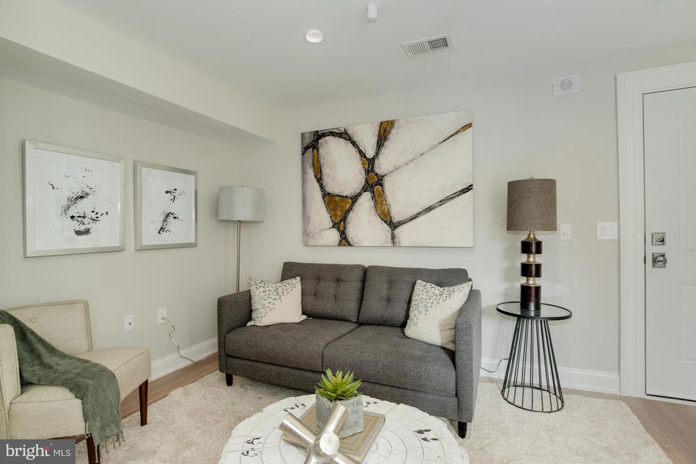 1330 Vermont Ave NW unit 1, Washington, DC 20005 - photo 1