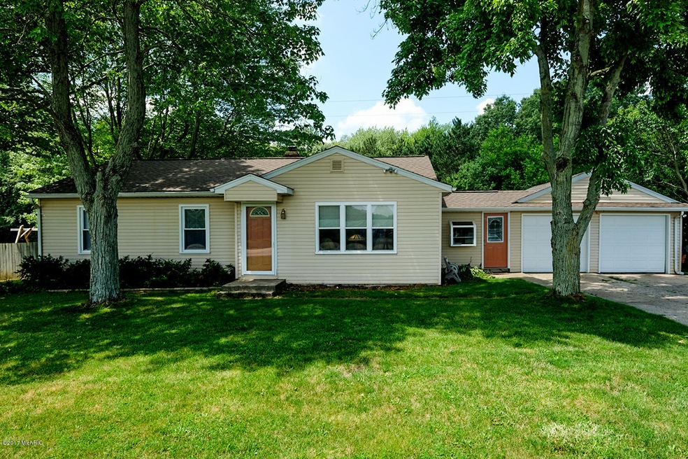 10624 Shaver Rd, Portage, MI 49024 - photo 1