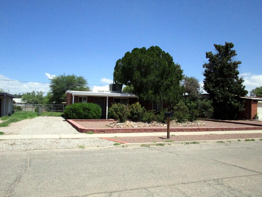 2731 E 21st St, Tucson, AZ 85716 - photo 1
