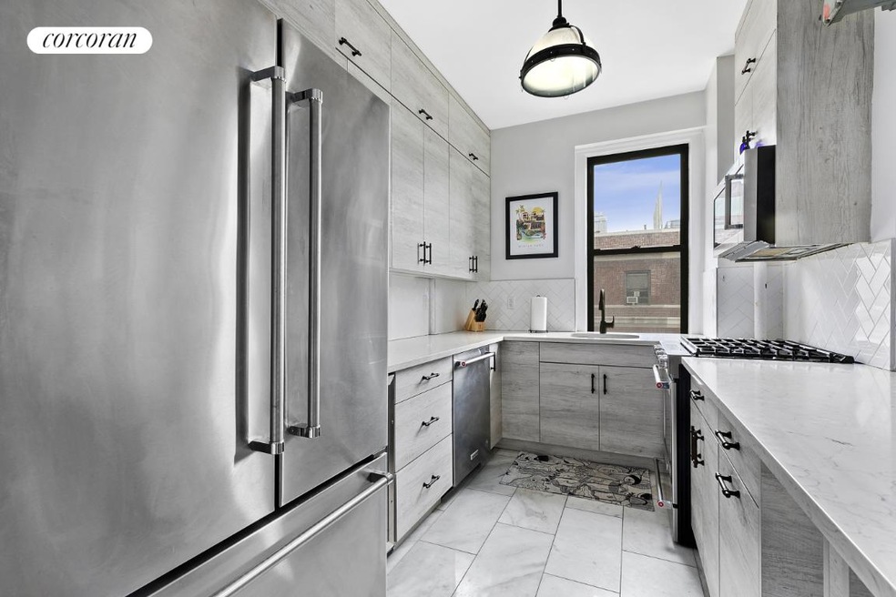 Sold $990,000 • Co-Listing Agent