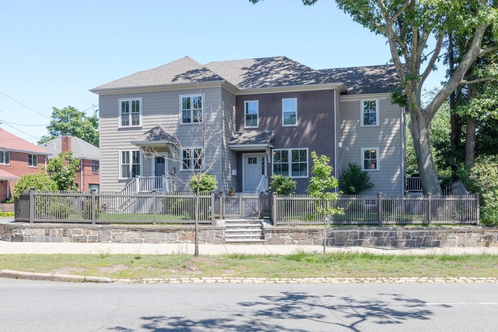 472 Jamaicaway unit 472, Jamaica Plain, MA 02130 - photo 1