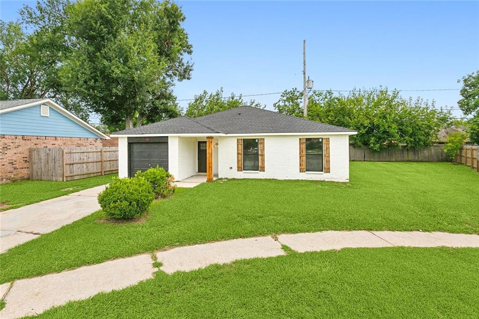 1417 Meeker Loop, La Place, LA 70068 - photo 1