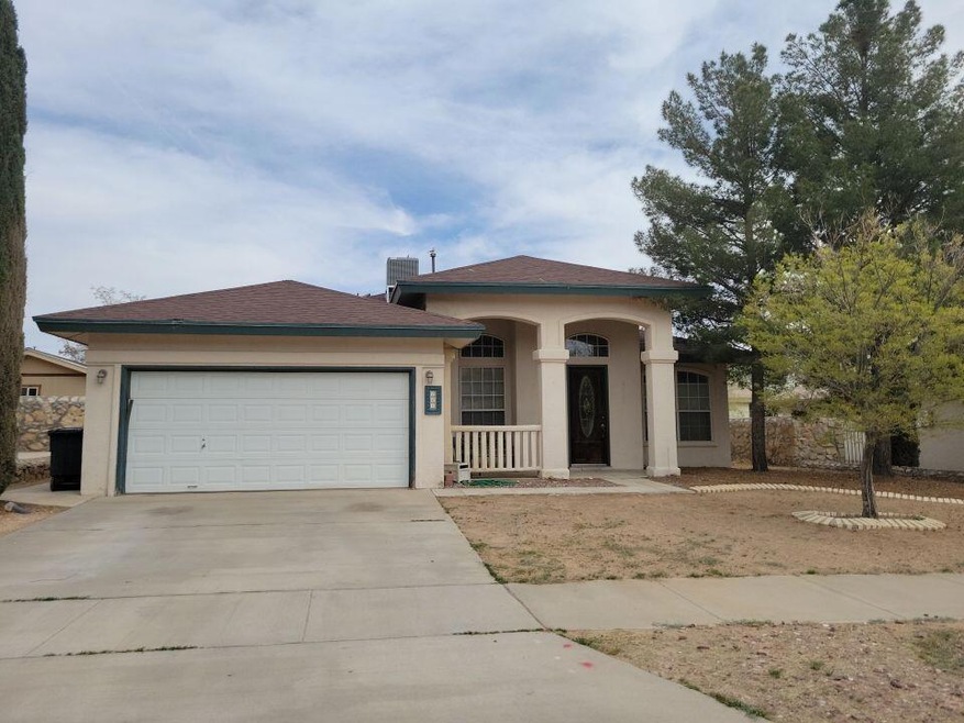 484 Jeweled Mesa Ct, Horizon City, TX 79928 - photo 1